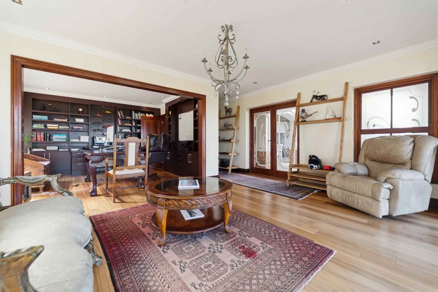 6 Bedroom Property for Sale in Atlantic Beach Golf Estate Western Cape